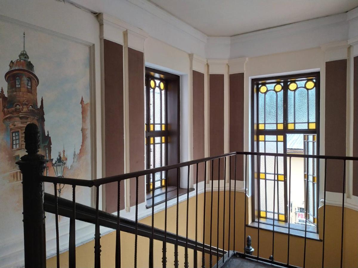 Двоповерхові Апартаменти Мілена У Центрі З Балконом, Кондиціонером Та Паркінгом Lviv Dış mekan fotoğraf